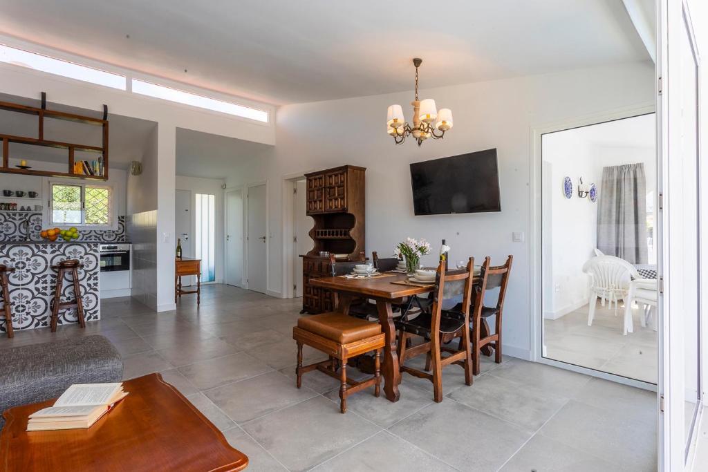 Villa Azure Horizon And Breeze - Panoramic Ocean View And Heated Pool Chayofa Exteriör bild