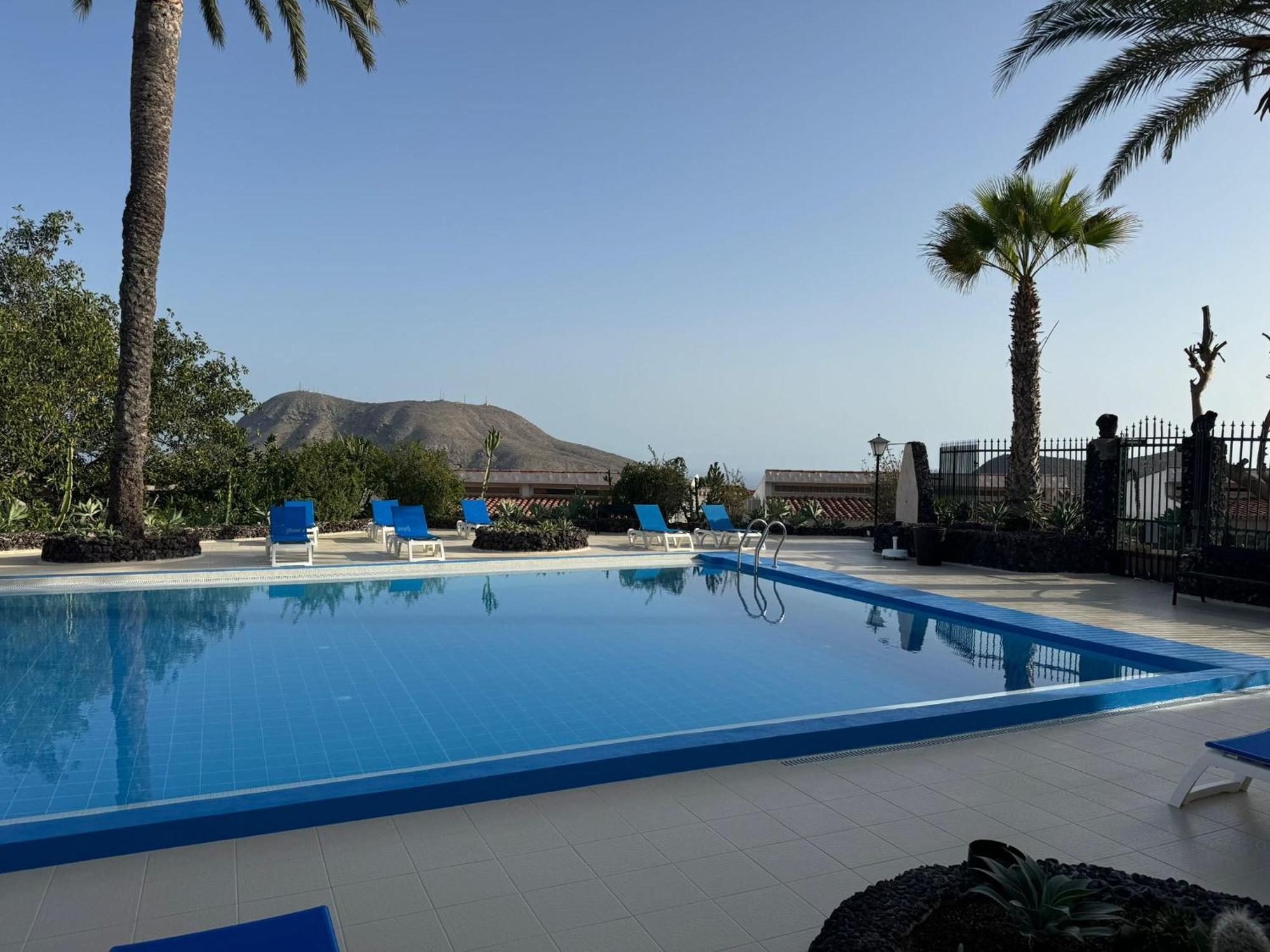 Villa Azure Horizon And Breeze - Panoramic Ocean View And Heated Pool Chayofa Exteriör bild